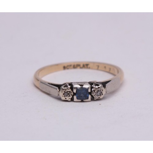 345 - 9CT AND PLATINUM DIAMOND AND SAPPHIRE RING SIZE M- 1.4G