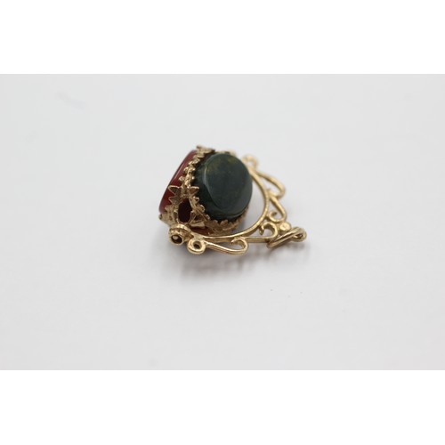 504 - 9ct gold onyx, bloodstone & carnelian swivel fob pendant (2.3g)