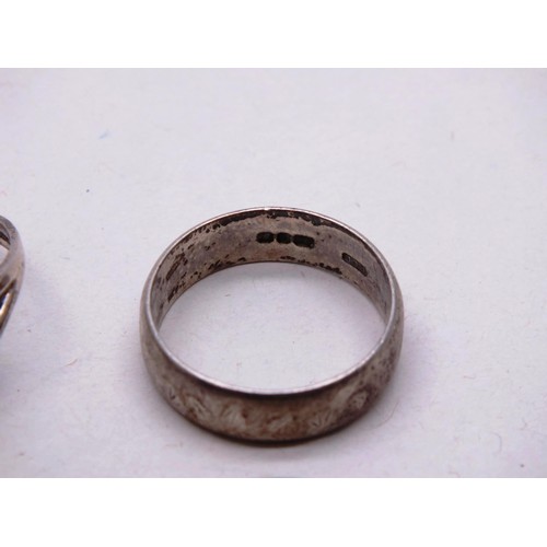 381 - FIVE SILVER RINGS