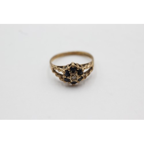 536 - 9ct gold vintage diamond & sapphire cluster ring (1.6g) size I