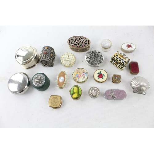 546 - 20 x Vintage Decorative TRINKET / PILL Boxes Inc Silver Plate, Gemstone Etc