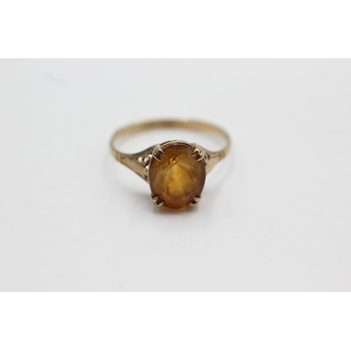 548 - 9ct gold vintage citrine ring (1.8g) size N