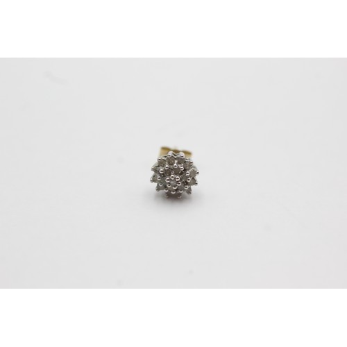 552 - 9ct gold diamond cluster stud earrings (1.2g)