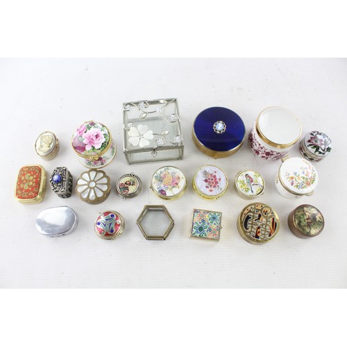 553 - 20 x Vintage Decorative TRINKET / PILL Boxes Inc Brass, Cloisonne, Glass Etc