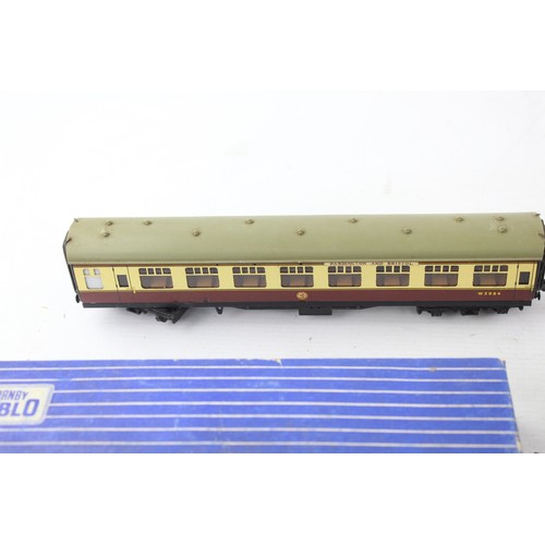 570 - 10 x Vintage HORNBY DUBLO OO Gauge Inc Carriages, Rolling Stock