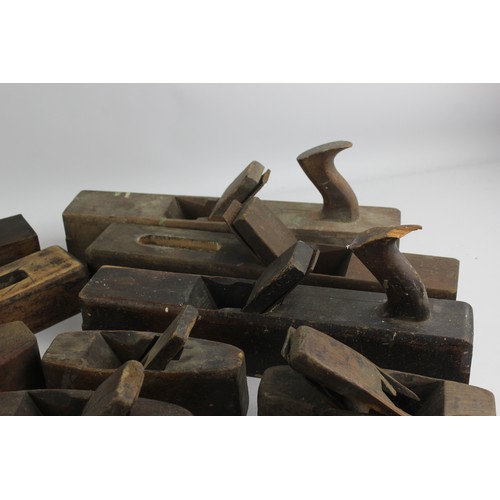 586 - 15 x Vintage WOOD PLANES Inc. Small, Medium, Large Etc.