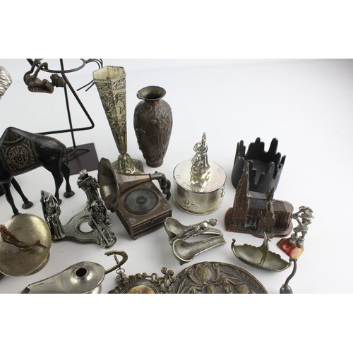 597 - Collection of Mixed Metal Ware Inc Animals, Ornaments Etc