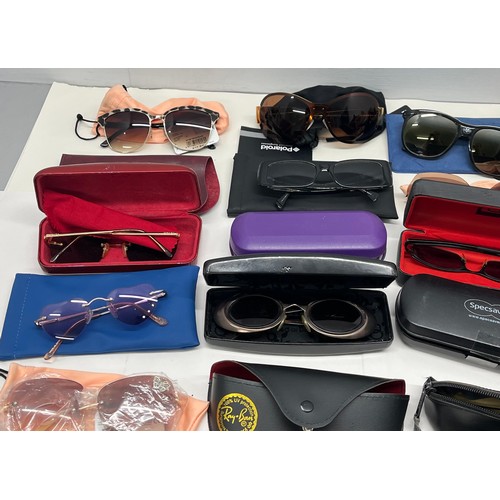 434 - 80 x Assorted SUNGLASSES Inc. D&G, Ferre, Tommy Hilfiger