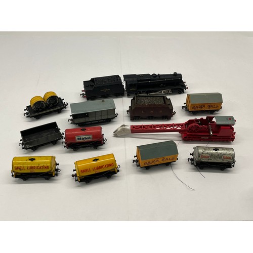 577 - 12 x Vintage HORNBY DUBLO Loco & Rolling Stock OO Gauge Inc 48158 Loco