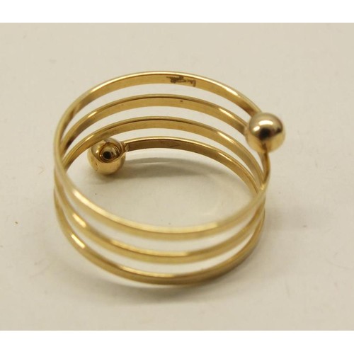 239 - 9ct GOLD SPIRAL RING SIZE... WEIGHT 2g - SIGNED BY JEWELLERY DESIGNER, SIZE N