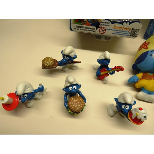 2 - COLLECTABLE PEYO McDONALD SMURFS