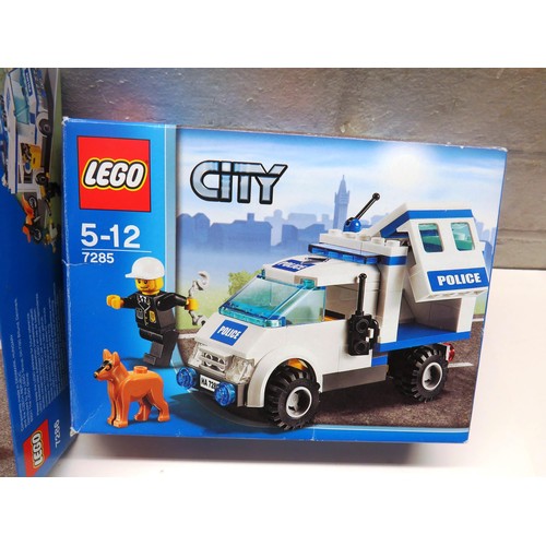 21A - TWO LEGO CITY POLICE