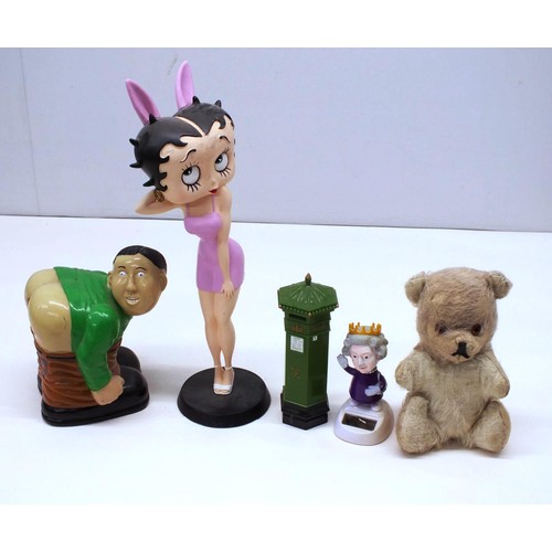 215 - BETTY BOOP FIGURINE A/F, MOTION CENSOR ACTIVATED FARTING MAN etc