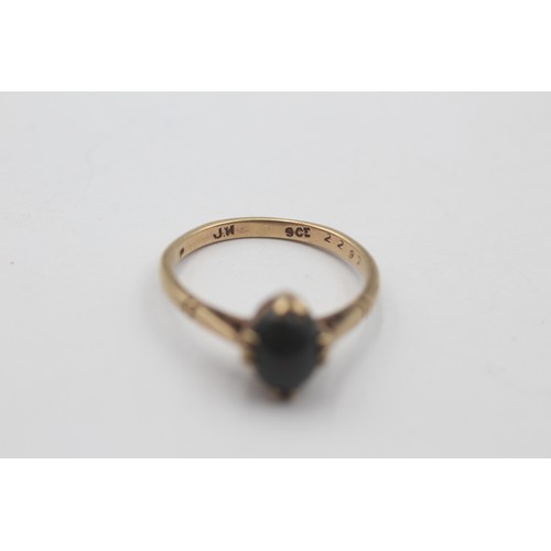 408 - 9ct gold vintage bloodstone solitaire ring (2.3g) SIZE P