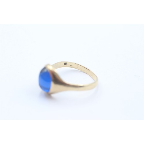 460 - 9ct gold vintage blue paste statement ring (2.1g) SIZE M