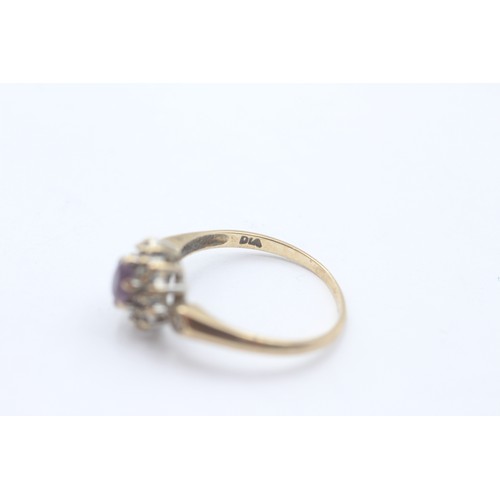 468 - 9ct gold vintage amethyst & diamond halo dress ring (1.7g) SIZE N