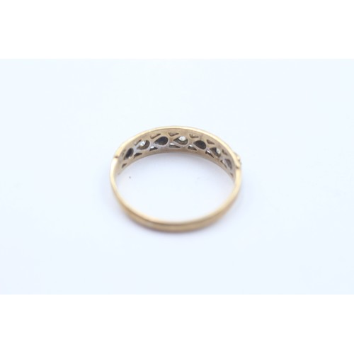 480 - 9ct gold sapphire & clear gemstone half-eternity dress ring (1.3g) SIZE M