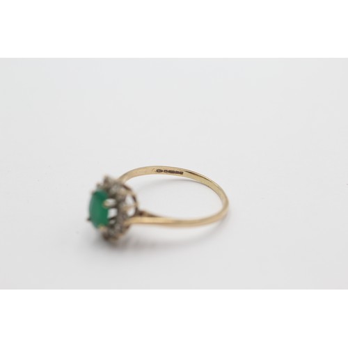 536 - 9ct gold chrysoprase & clear gemstone halo dress ring (1.6g) SIZE N