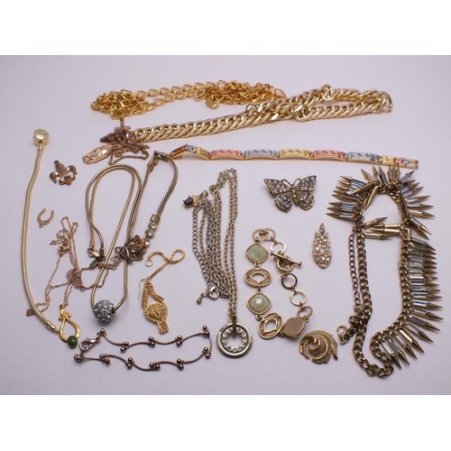 335 - SELECTION OF ASSORTED GOLD TONE JEWELLERY INCLUDES  GNOCE CHARM BRACELET