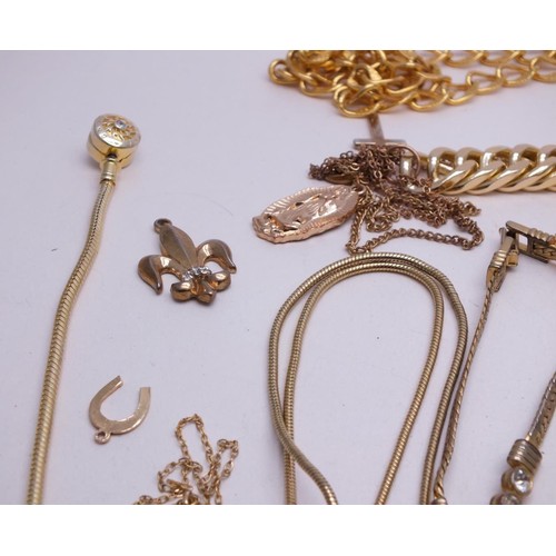 335 - SELECTION OF ASSORTED GOLD TONE JEWELLERY INCLUDES  GNOCE CHARM BRACELET