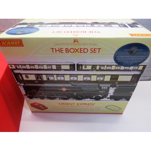 140 - HORNBY OO GAUGE SIMPTON EXPRESS TRAIN SET BOXED AS NEW