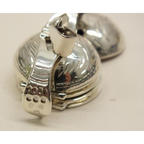 313 - SILVER PHOTO BALL PENDANT 13g