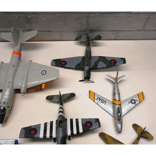 112 - CORGI MILITARY PLANES & STANDS