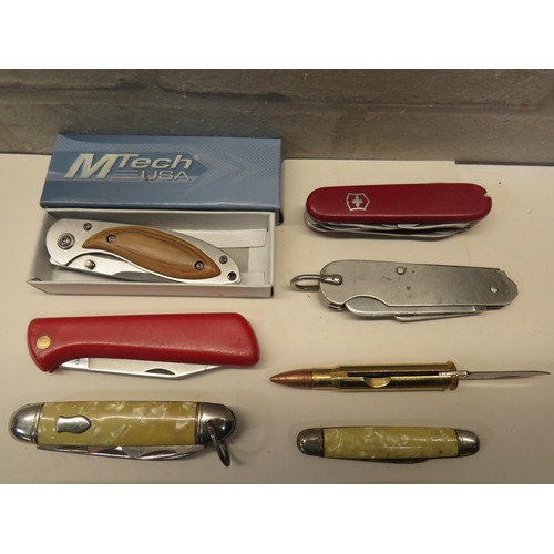 196 - 20 x POCKET KNIVES