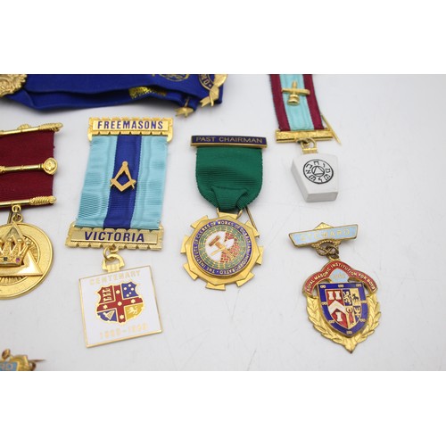 406 - 12 x Vintage MASONIC & RAOB Medals / Jewels Inc W Lancashire, Hospital Jewel etc