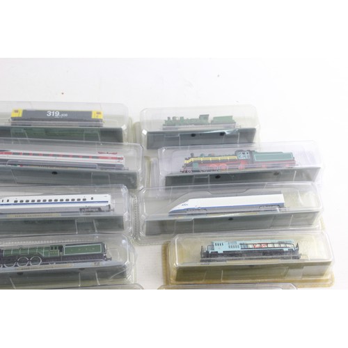 680 - 12 x Boxed Model Display Trains Inc White Rose, Flying Scotsman Etc