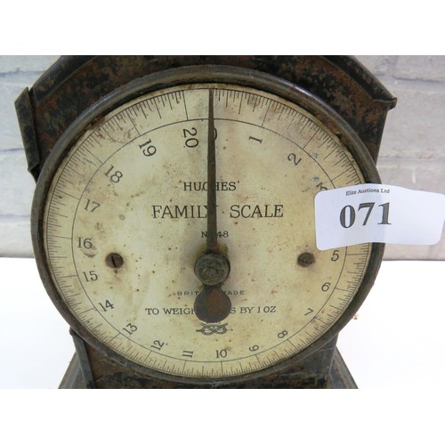 71 - SALTER HUGES FAMILY SCALE