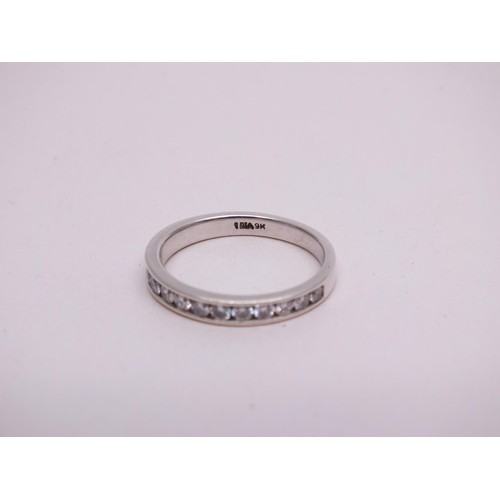 271 - 9ct WHITE GOLD HALF ETERNITY AND DIAMOND RING ONE CARAT OF DIAMONDS