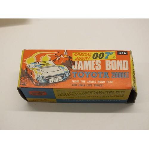 64 - CORGI JAMES BOND TOYOTA 2000 GT