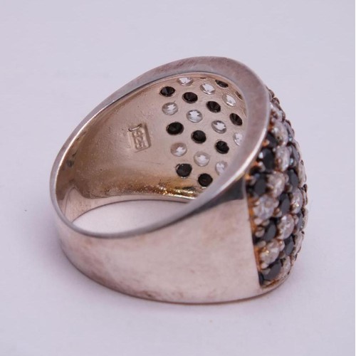 113 - LADIES SILVER DRESS RING