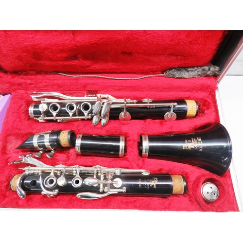 92 - BOOSEY AND HAWKES QUALITY CLARINET
