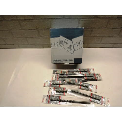 192 - 10 x BOSCH SPECIALIST DRILL BITS AND 10 x BG EUROSOCKETS