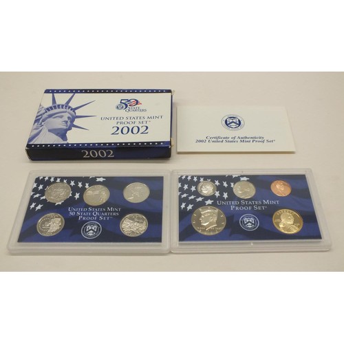 122 - UNITED STATES MINT PROOF COIN SET 2002