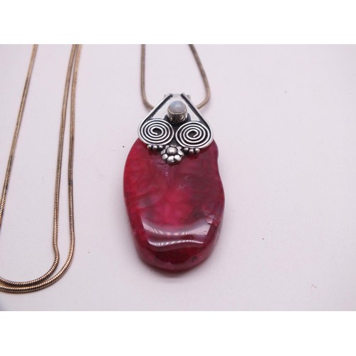 171 - SILVER & AGATE OWL NECKLACE