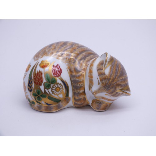 12 - ROYAL CROWN DERBY COTTAGE GARDEN KITTEN WITH GOLD STOPPER