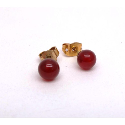 229 - 9ct GOLD CARNELIAN STUD EARRINGS