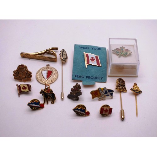 226 - COLLECTION OF VINTAGE BADGES & PINS INCLUDES THE BOYS BRIGADE & ROYAL ARTILLERY