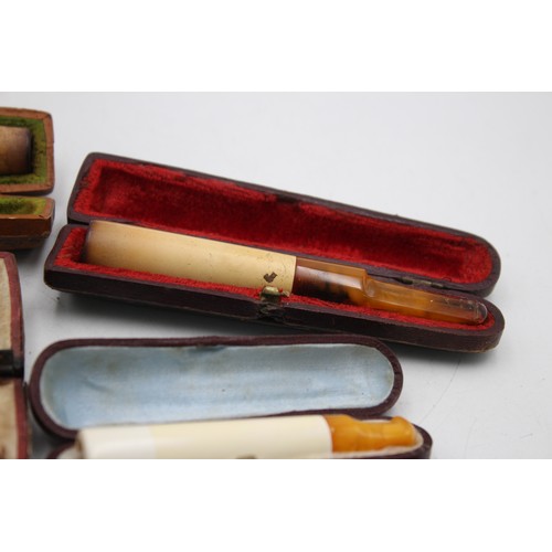 561 - 5 x Assorted Vintage CHEROOT HOLDERS Inc Cased, Meerschaum, Etc