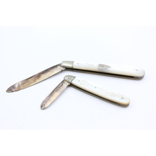 567 - 2 x Antique Hallmarked .925 STERLING SILVER Knives with Mother of Pearl Handles (33g)