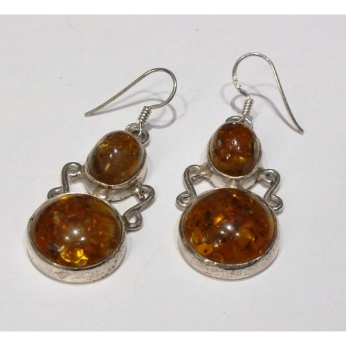 157 - 925 SILVER AND AMBER DANGLE EARRINGS LENGTH 4CM- BOXED