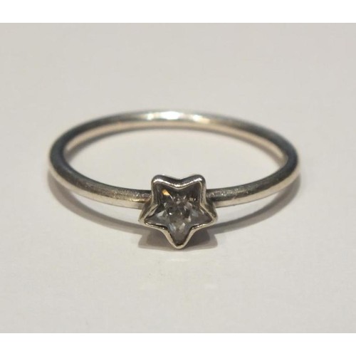 277 - Pandora Sterling silver Star Ring S925 Ale Size 54/UK size N