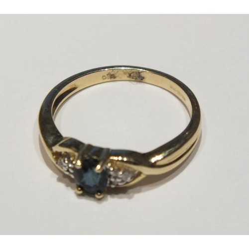 204 - 9CT GOLD RING AQUAMARINE AND DIAMONDS SIZE K- 2G