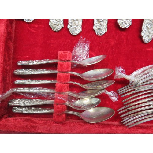 108 - ITALIAN MADE SILVER PLATED CUTLERY BOXED SET