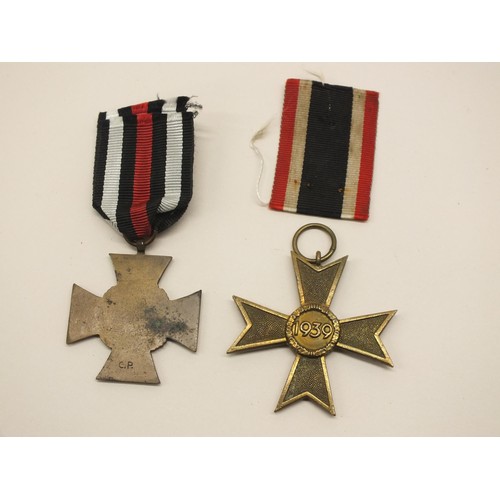 2 - GERMAN WWI HONOUR CROSSES AND GERMAN THIRD REICH 1939 WAR MERIT CROSS