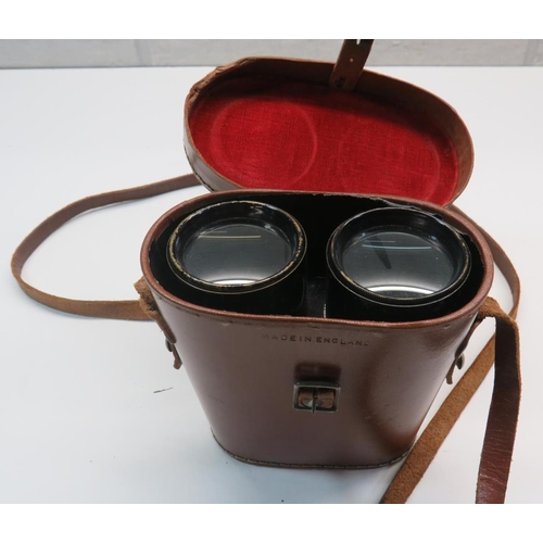 217 - ANTIQUE WWI MILITARY OFFICERS WAR OFFICE BINOCULARS 98235A IN ORIGINAL BROWN LEATHER CASE