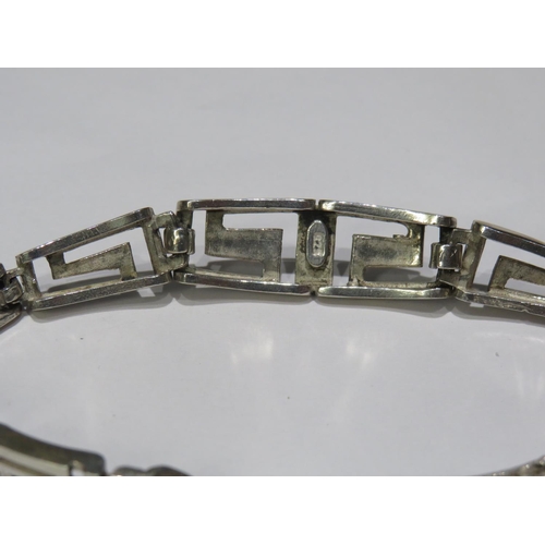 219 - 925 STERLING SILVER GREEK KEY PATTERN BRACELET 7.5